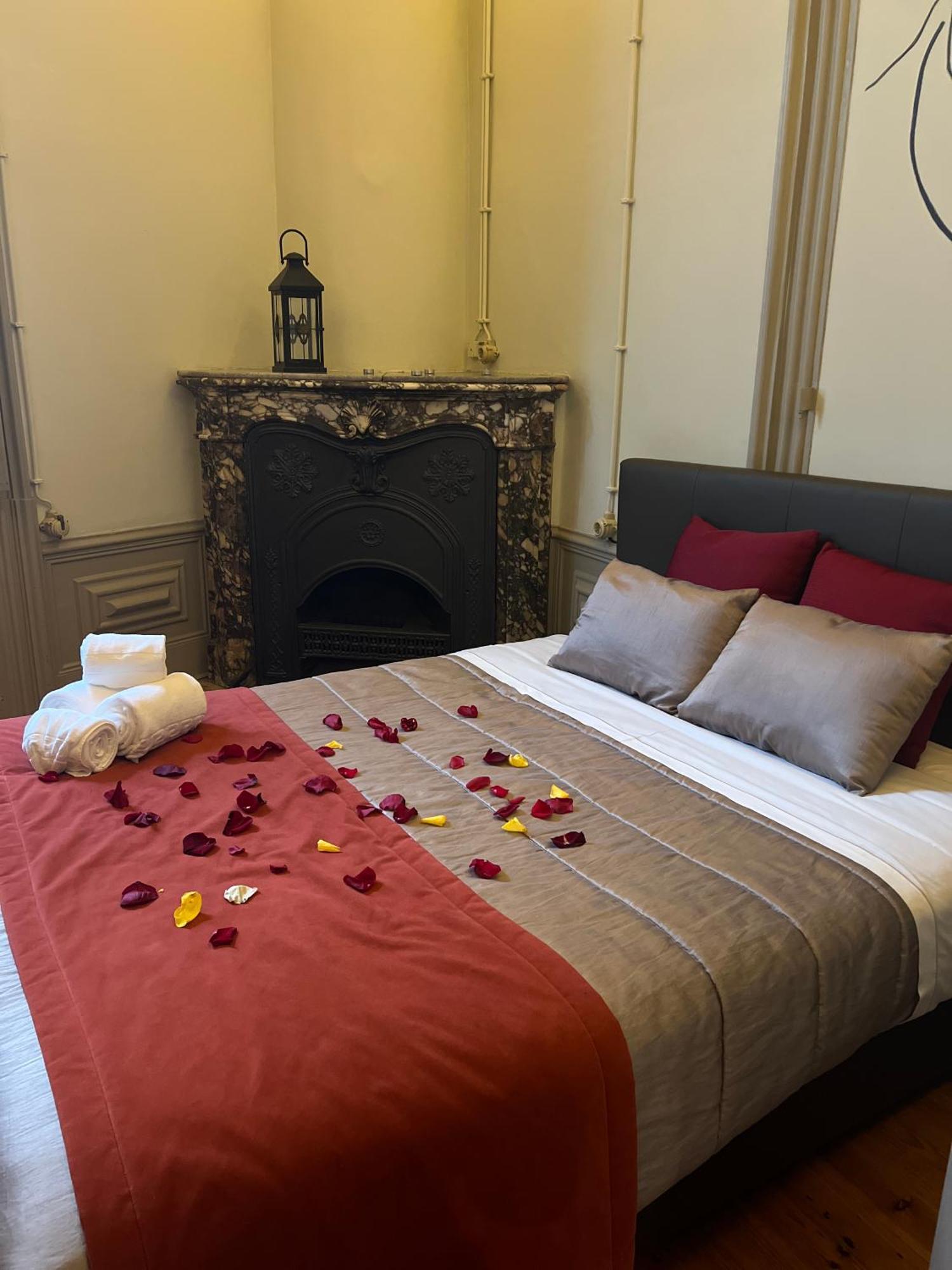 Serenata Hotel & Hostel Κοΐμπρα Εξωτερικό φωτογραφία